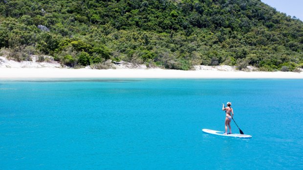 Stand-up paddleboarding, Qualia.