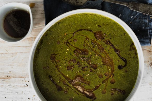 Green pea and spinach soup with burnt butter.