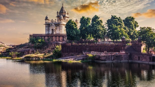 Thada mausoleum on sunset, Jodhpur, Rajasthan.