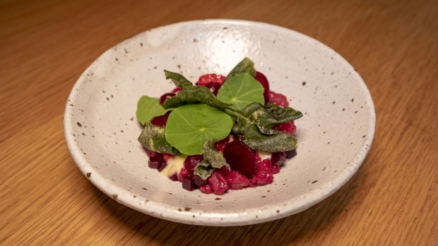 Pademelon, raspberry, beetroot and smoked oyster.