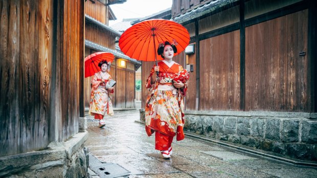 Maiko women in Kyoto, Japan.
