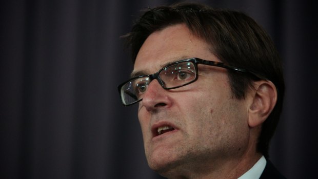Former climate change minister Greg Combet has suggested people of appropriate experience, knowledge and expertise be considered for cabinet.