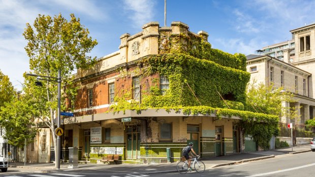The Terminus Hotel is a historic vacant property in Sydney's harbour side suburb of Pyrmont. It is being offered for sale by JLL and Ray White Hotels on behalf of Auswin TWT. 