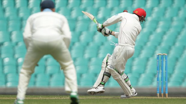 Phil Hughes is struck by Sean Abbott's bouncer at the SCG.