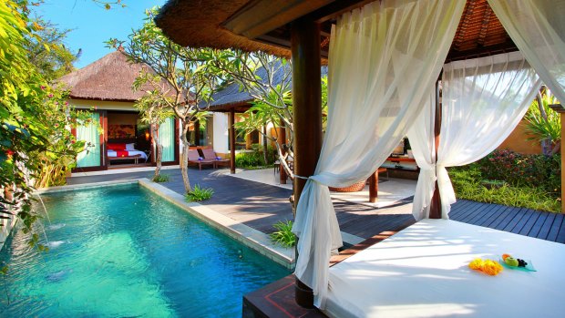 Peaceful indulgence: Private villa with courtyard.