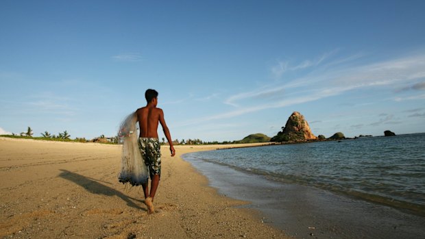 Local fisherman on the southern shores of Lombok.