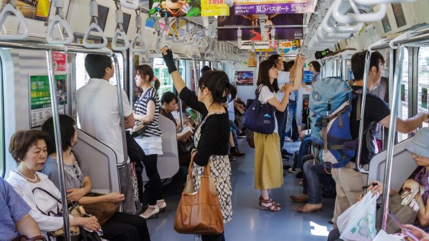 The Yamanote Line gives access to all Tokyo's greatest hits, from Ginza to Shibuya, Shinagawa to Ueno. 