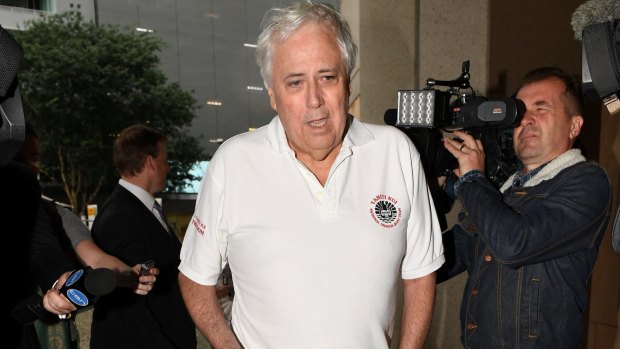 Clive Palmer is seeking to sue the Prime Minister for defamation.