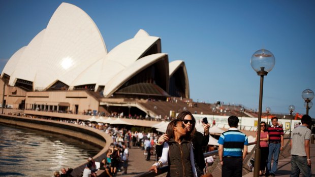 Tourists at Sydney Opera House.