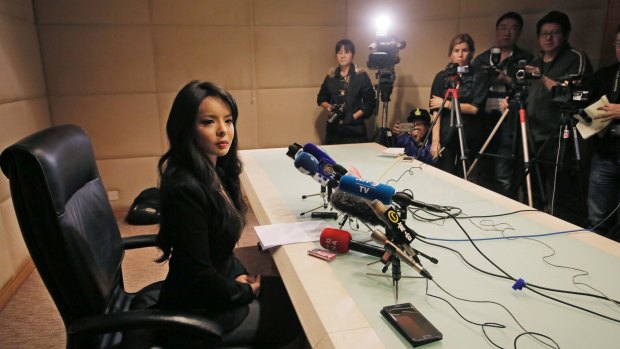Anastasia Lin speaks to media in Hong Kong in November 2015 after she was denied entry to mainland China.