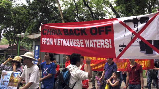 Vietnamese protest outside the Chinese embassy in Hanoi in May 2014.
