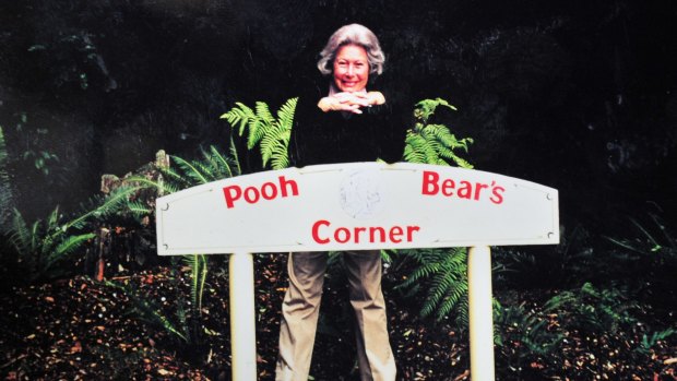  Barbara Carter with the early sign installed by Eurobodalla Council at Pooh Bear's Corner.