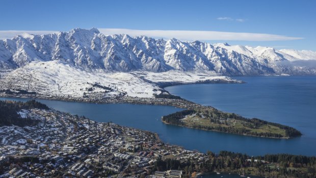 Queenstown in New Zealand is preparing for a large influx of Australian tourists this winter.
