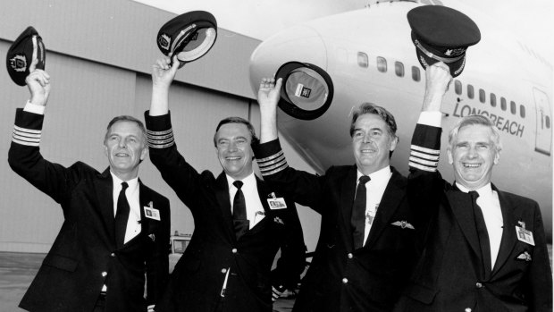 The flight crew from the record-breaking Qantas flight in 1989.