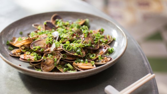 Pipis doused in garlicky black bean sauce from the Queen Chow kitchen.