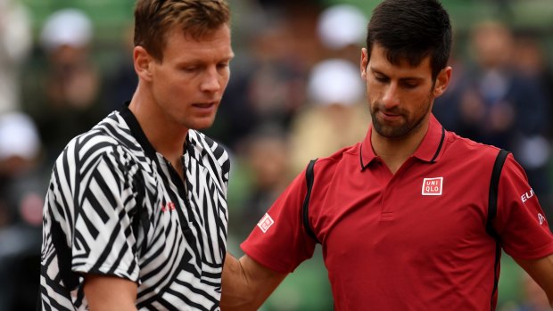 Novak Djokovic beat Tomas Berdych 6-3 7-5 6-3 to reach the French open semi-finals.