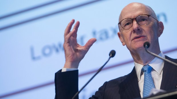 Asciano chairman Malcolm Broomhead has recommended Brookfield's $8.9 billion takeover offer.