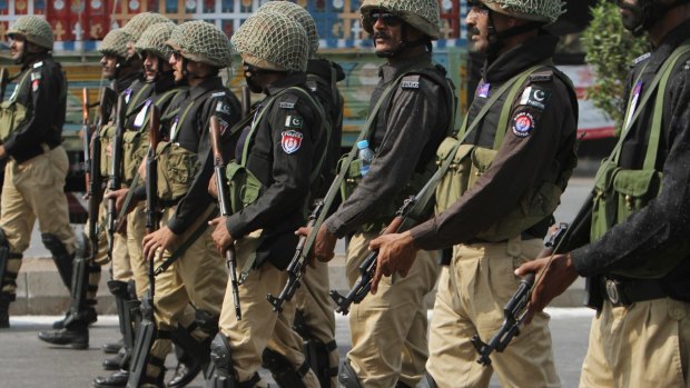 Pakistani police officers on duty in Karachi last week. 