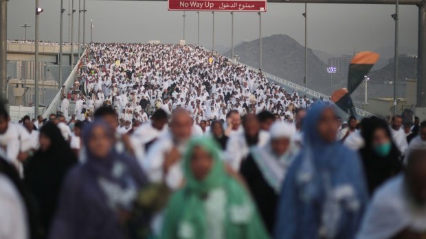 Hundreds of thousands of pilgrims on Thursday make their way to perform the last rite of the Haj in Mina. 