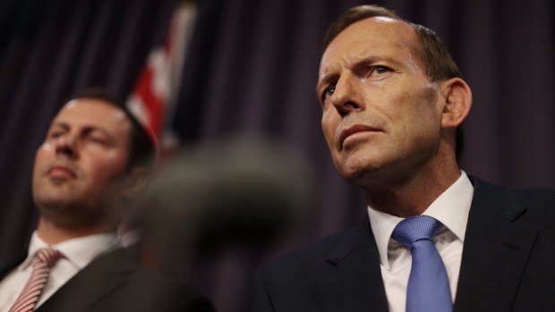 Former prime minister Tony Abbott wants to undermine the Coalition government and convince his colleagues to reverse their dumping of him. 