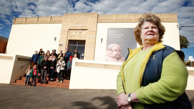 Art consultant Louise Smith and friends who want to save the Castlemaine Art Museum.