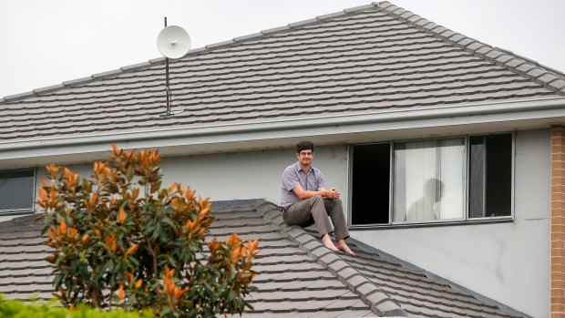 Haywards Bay resident Daniel Saffioti couldn't get the NBN connected from across the road so he built a radio network with friends to beam in the NBN.