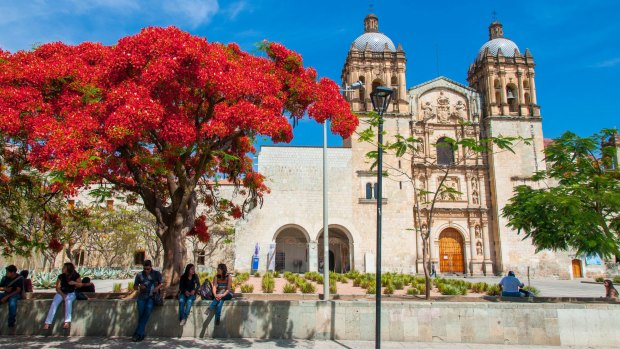 The church and convent of Santo Domingo de Guzman in the historic city centre of Oaxaca.