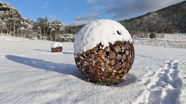 Snowies Sculpture, Wild Brumby Schnapps distilery