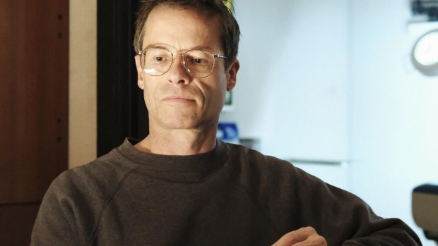 Guy Pearce as LGBTI activist Cleve Jones in <i>When We Rise</i>.