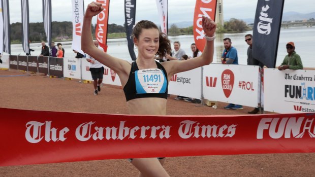 Teenager Keely Small, a four-time veteran of the event, won the 5km female run with a time of 17min 56s. 