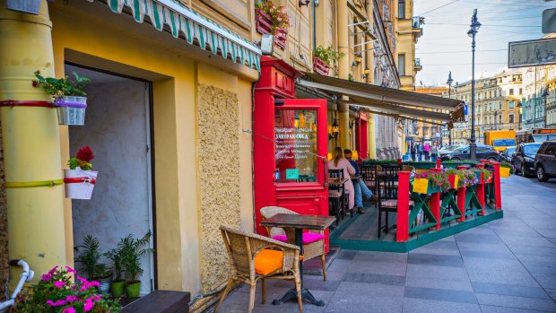 A cafe in St Petersburg, a place founded on imperialist principles and transformed through revolutionary uprising.
 