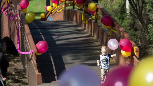 The bridge over Darebin Creek was decorated with balloons.