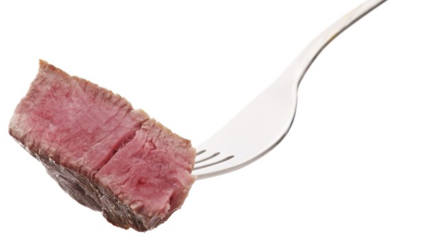 Dietitians advise those who eat red meat to keep the portions small.