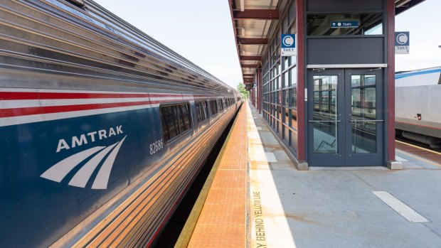 amtrak coach seats