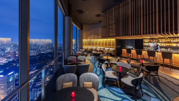 SKAI Bar offers views from 70 floors up.