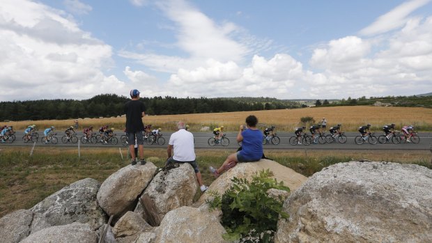 Stage 15 of the world's largest annual sporting event winds its way from Mende to Valence on Sunday.