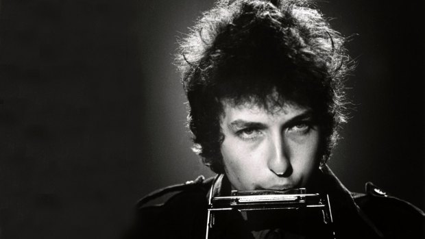 The young Bob Dylan performing on TV.