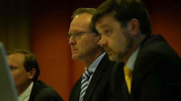 Andrew Wily (centre) and David Hurst (right) at a creditors meeting in 2008.