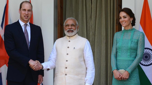 The Indian Prime Minister Narendra Modi gripped Prince William's hand so tightly, it left a mark on Tuesday when they visited New Delhi. Catherine, Duchess of Cambridge just smiled through it.