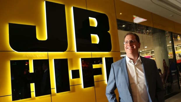 JB Hi-Fi CEO Richard Murray has apologised to James Milne and his family after he was refused entry to their Mt Ommaney store.