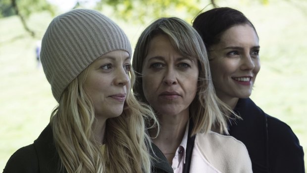 The Split: Rose (Fiona Button), Hannah (nicola Walker), Nina (Annabel Scholey).