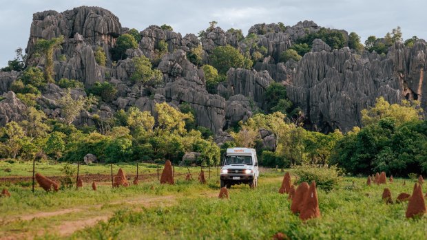 Driving Chillagoe-Mungana Caves National Park.