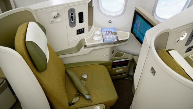 Business class on board Vietnam Airlines' 787 Dreamliner.