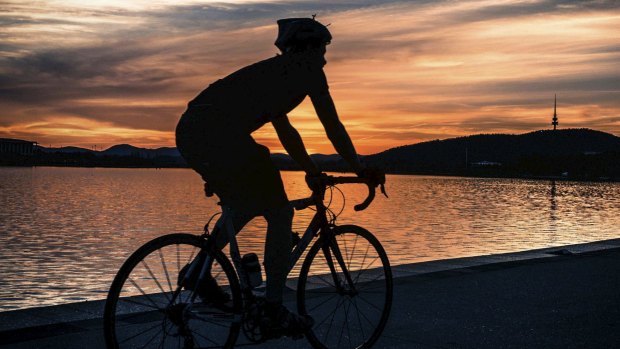 Canberra Times Our Lake – 50 years readers photo competition entry "Twilight Ride"