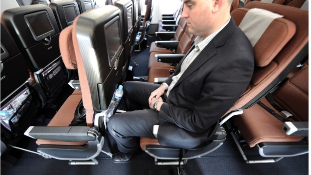 思考你设置一个商务舱座位才发现自己下调经济是一种可怕的感觉。