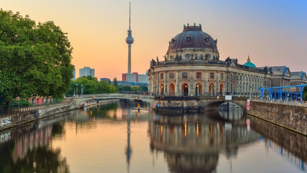 Sunrise at Museum Island.