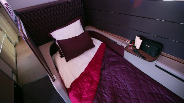 在卡塔尔航空公司头等舱A380超大型客机。