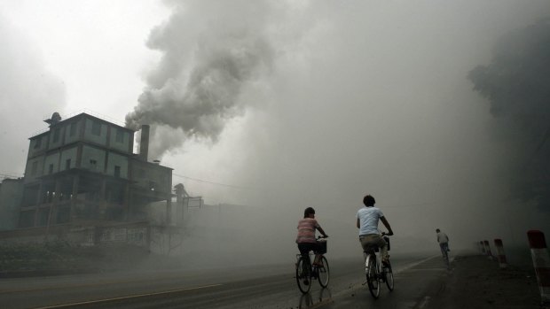 Air pollution has become a huge issue in China's major cities. 