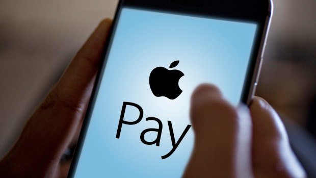 The competition watchdog will next month make a final ruling on whether banks can team up in talks with Apple.
