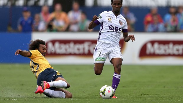 New threads: Hersi playing for Perth Glory